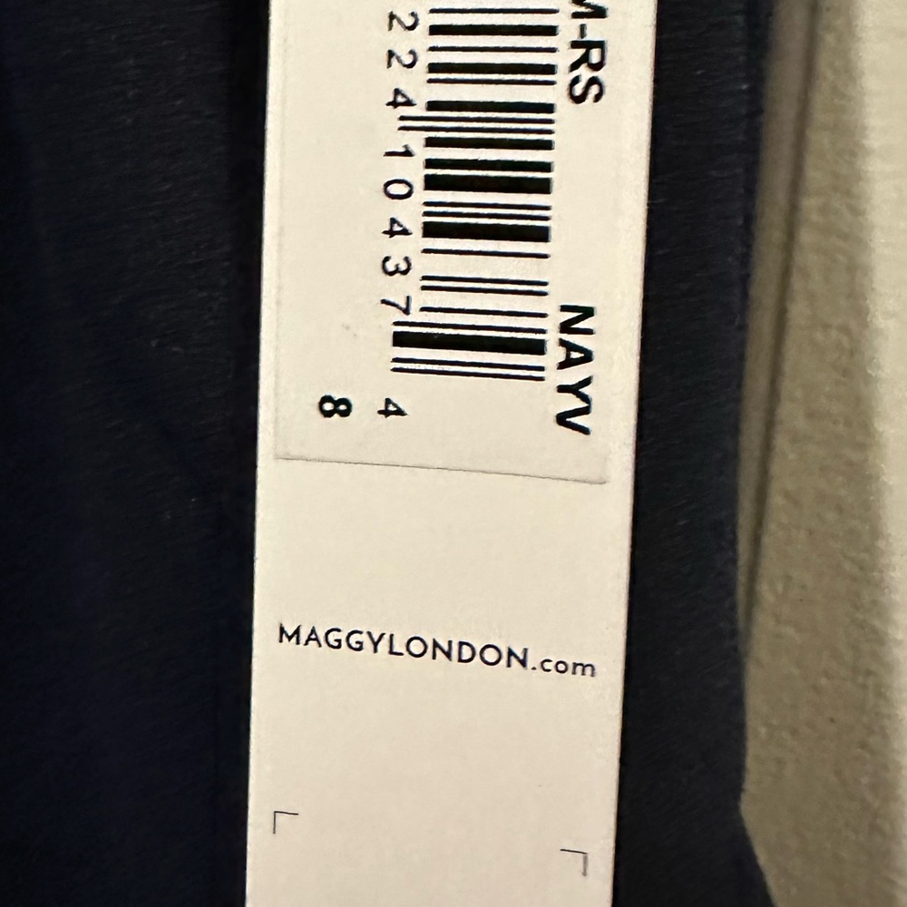 🔹 NWT Maggy London Neck Tie Jumpsuit – Size 8 – Navy - Picture 9 of 11